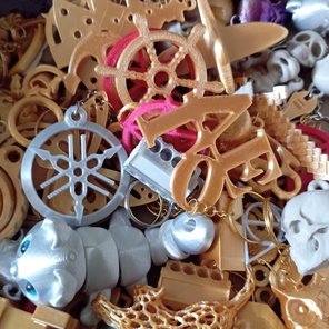 Брелки оптом  500 штук